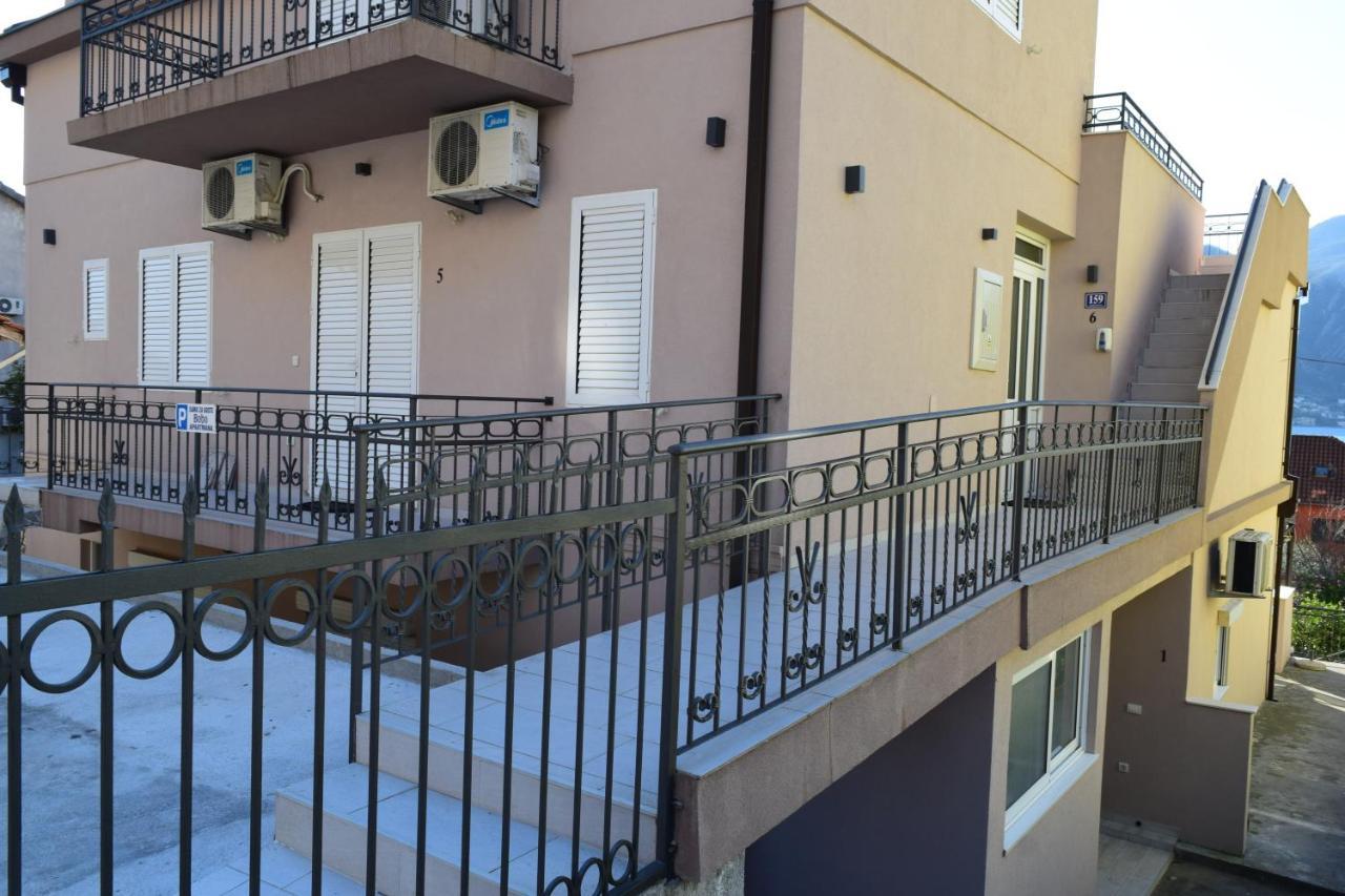Apartmani Bobo Котор Екстер'єр фото
