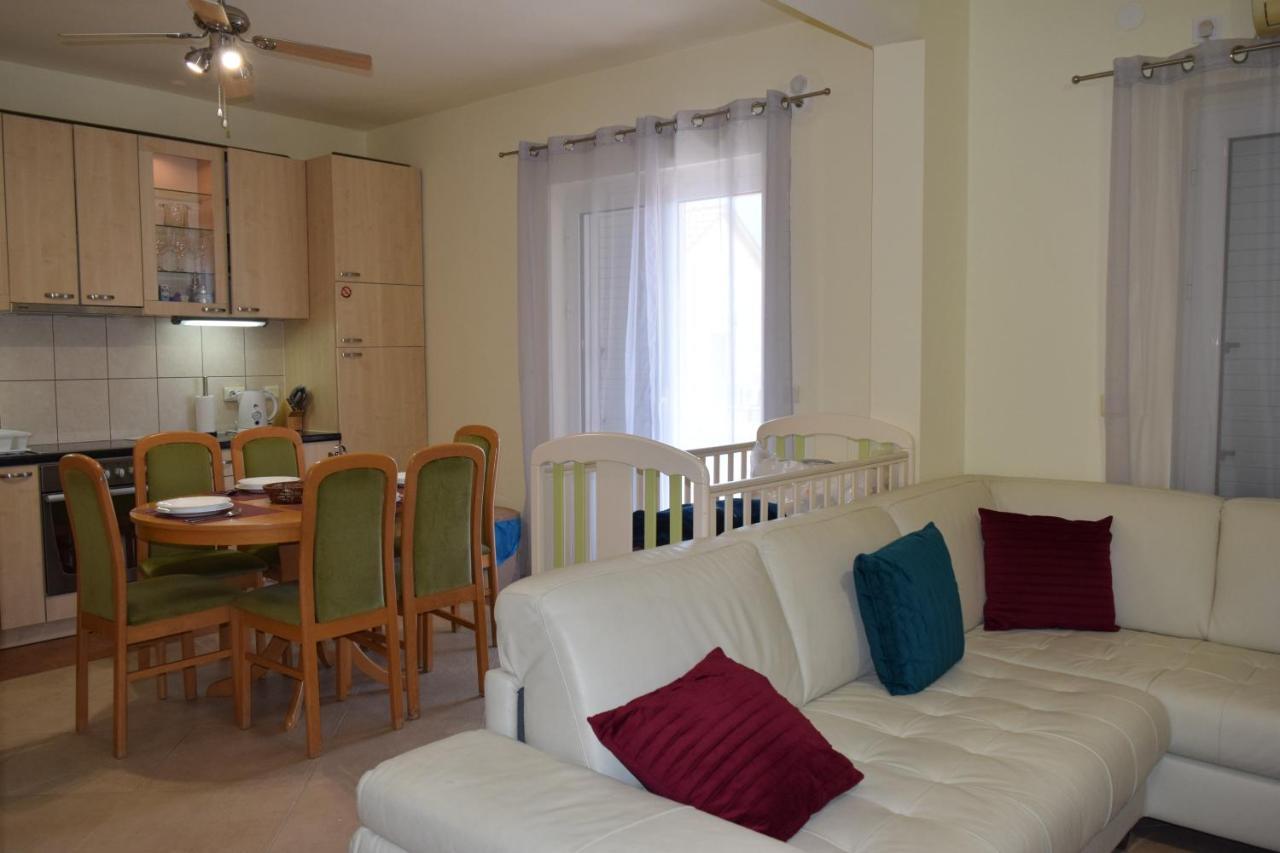 Apartmani Bobo Котор Екстер'єр фото