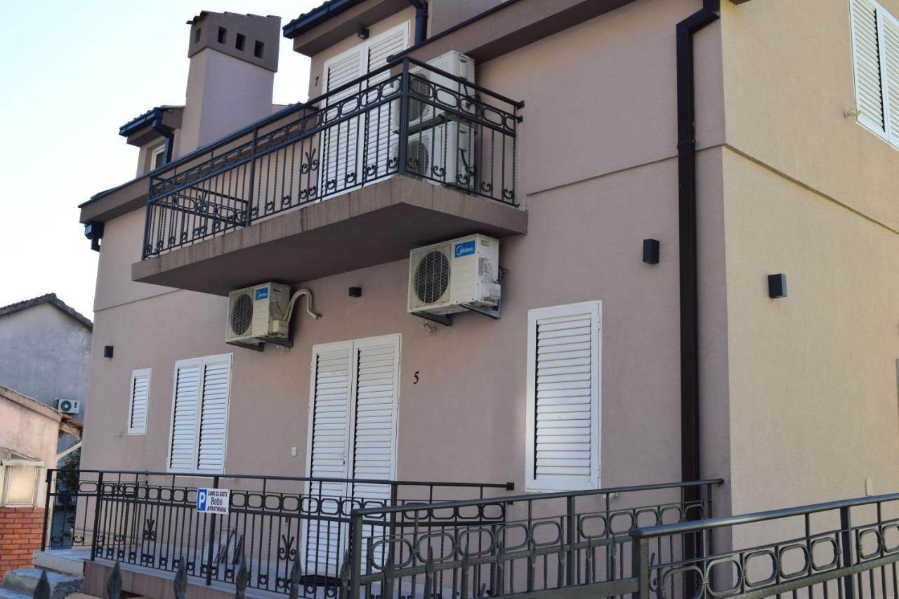 Apartmani Bobo Котор Екстер'єр фото